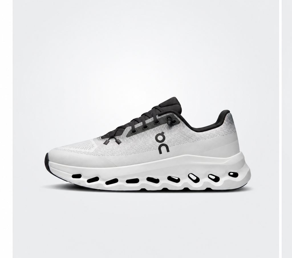 On Cloudtilt — Black / Ivory