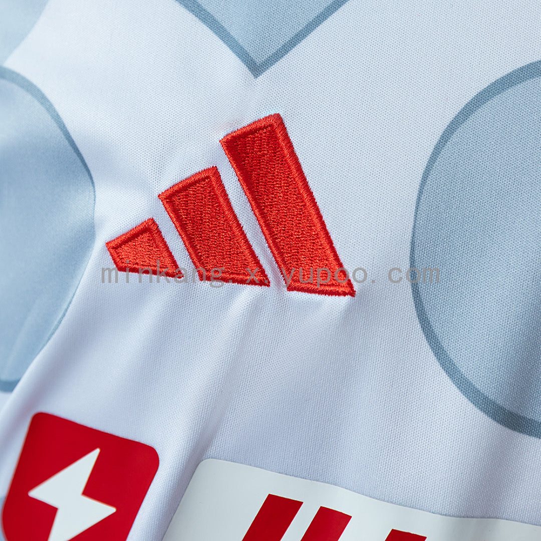 Universidad de Chile 26/27 Long Sleeve Jersey