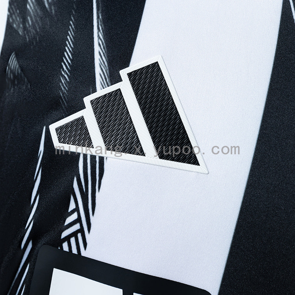 Newcastle United 26/27 Home Jersey