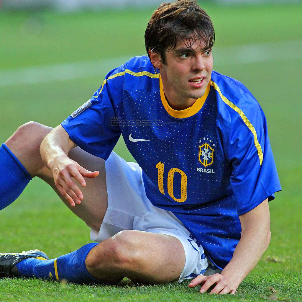 Kaká Brazil Away Jersey 2010 — image 2