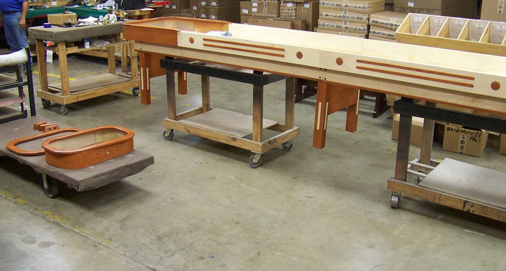 Grand Champion Shuffleboard Limited Edition - Prestige & Master Craft