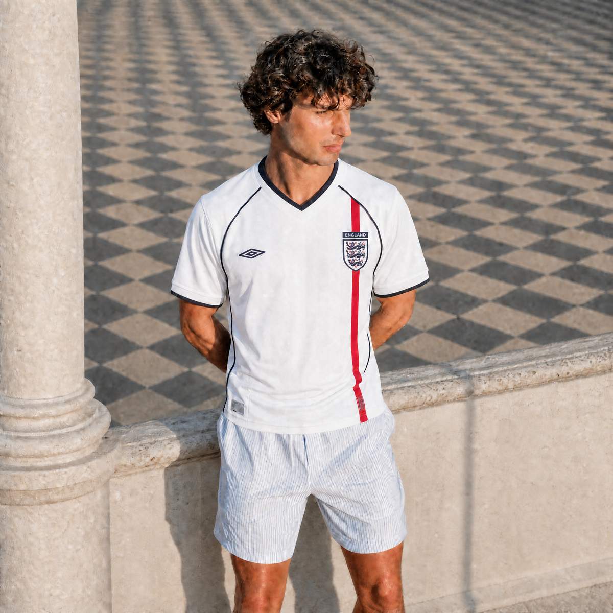 England Home Jersey 2002 — image 3
