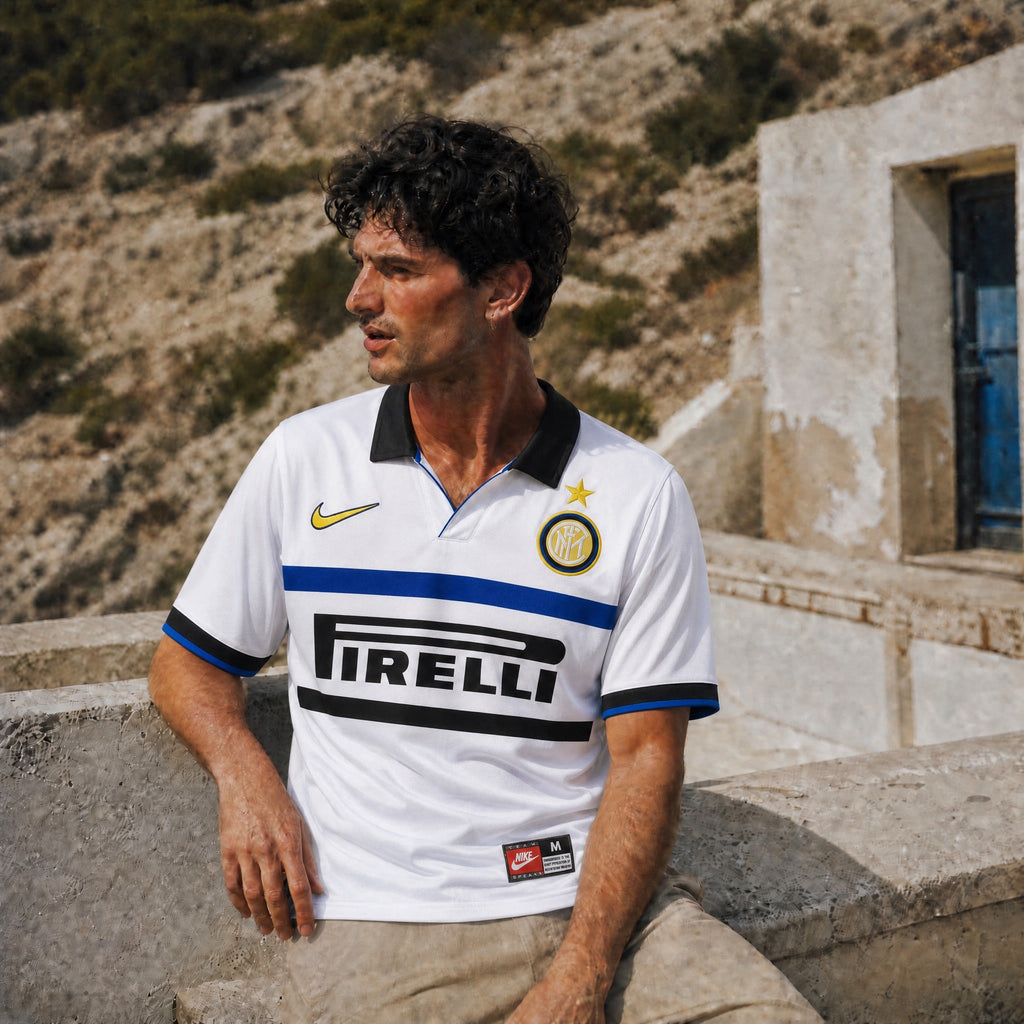 Baggio Inter Away Jersey 1998/99 — image 3