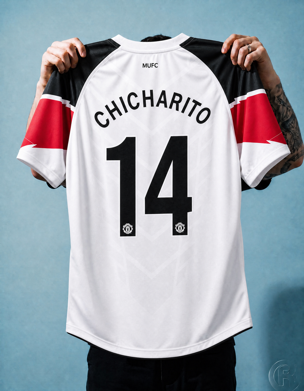 Chicharito Manchester United Away 2010/11 Jersey — image 4