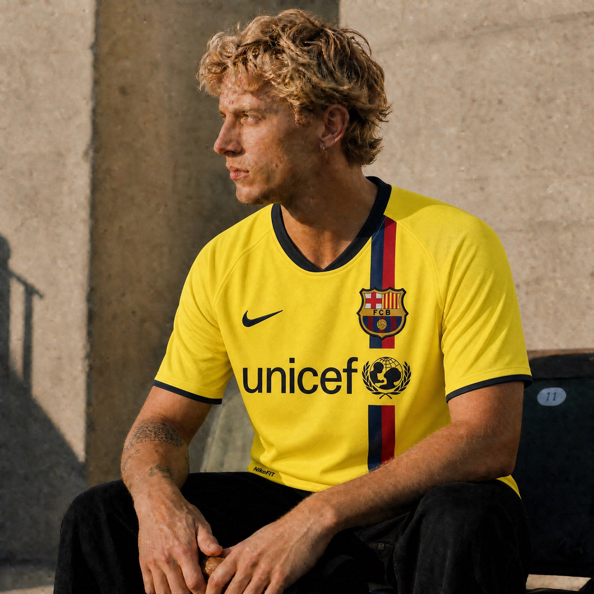 Messi Barcelona Away Jersey 2008/09 — image 3