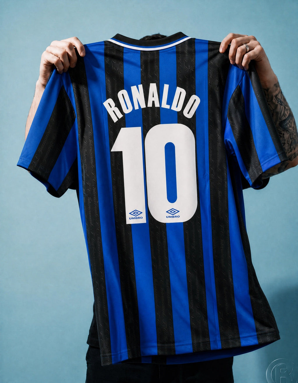 Ronaldo R9 Inter Home Jersey 1997/98 — image 4
