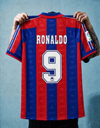 Ronaldo R9 Barcelona Home 1996/97 Jersey — image 4
