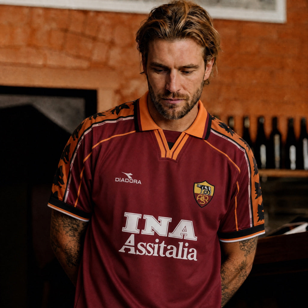 Totti Roma Home Jersey 1998/99 — image 3