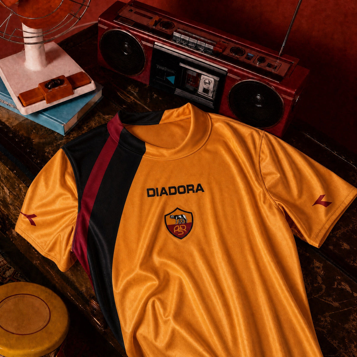 Totti Roma Home Jersey 2005/06 — image 4