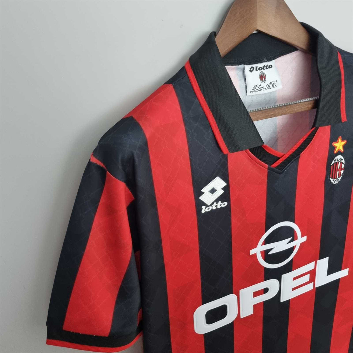 Baggio Milan Home 1995/96 Jersey