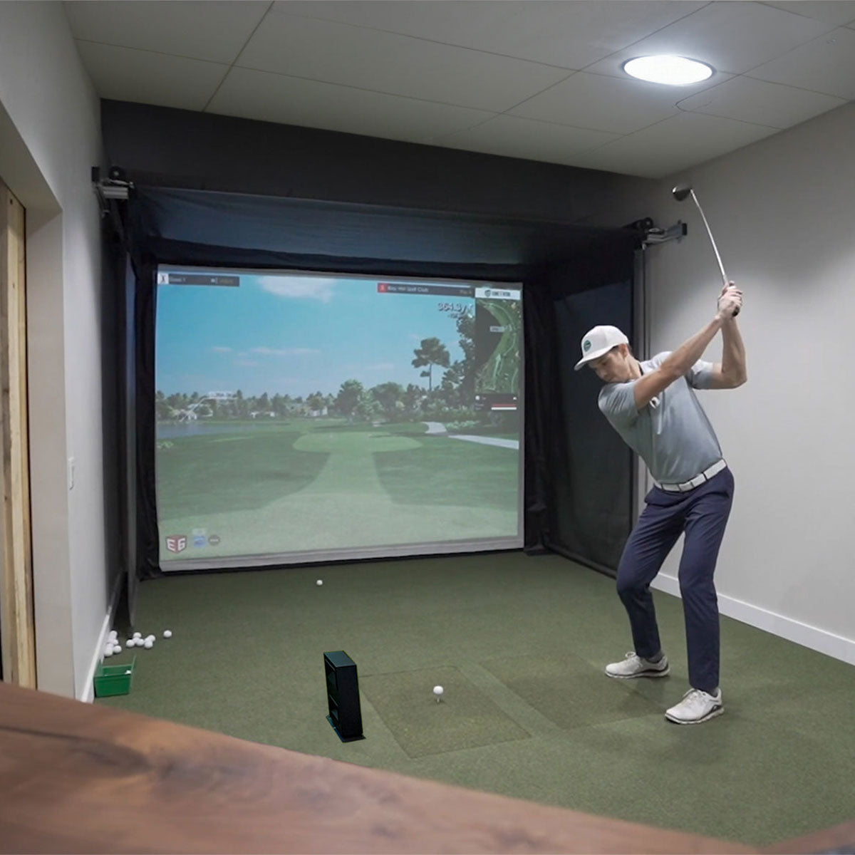 Garmin Approach R50 SportScreen Vanish Retractable Golf Studio Complete Package | Home Golf Simulator Studio with Impact Screen, Enclosure, Hitting Mat, Putting Turf & Projector