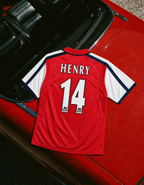Henry Arsenal Home 2000/01 Jersey — image 4