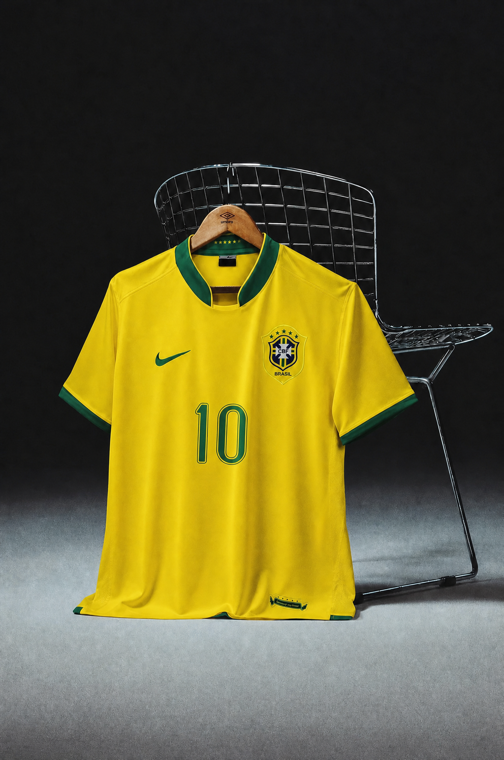 Ronaldinho Brazil Home Jersey 2006 — image 4
