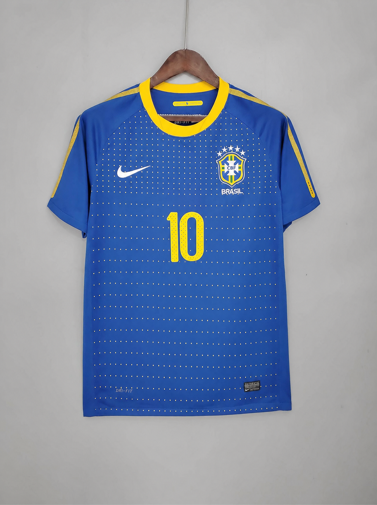 Kaká Brazil Away Jersey 2010 — image 3