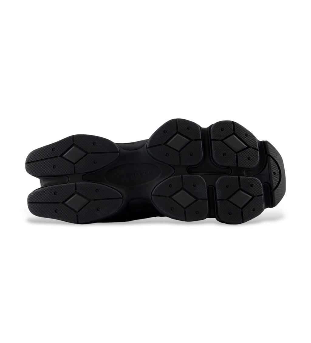 New Balance 9060 black leather trainers